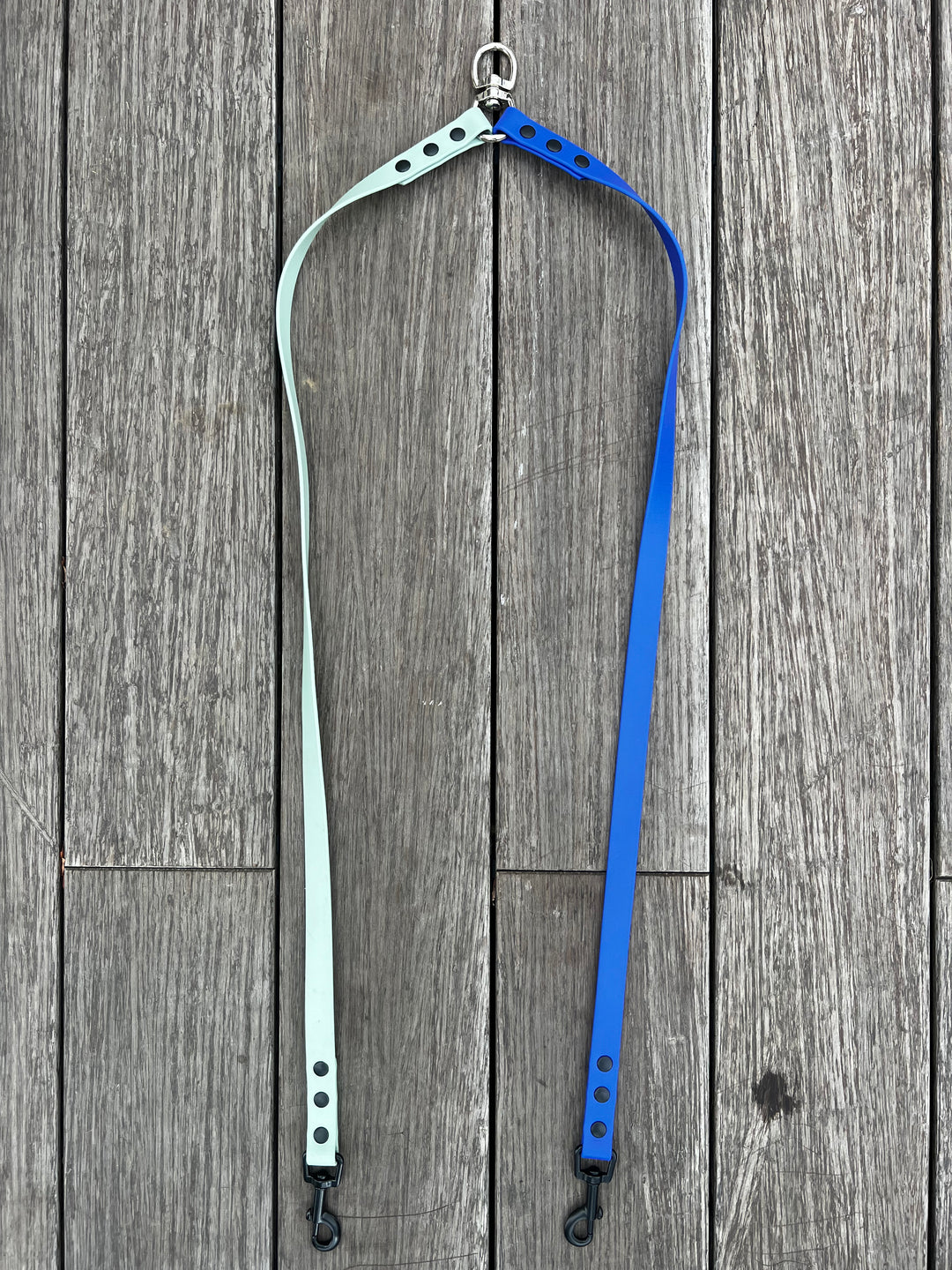 Coupler Leash Attachment - Two Toned